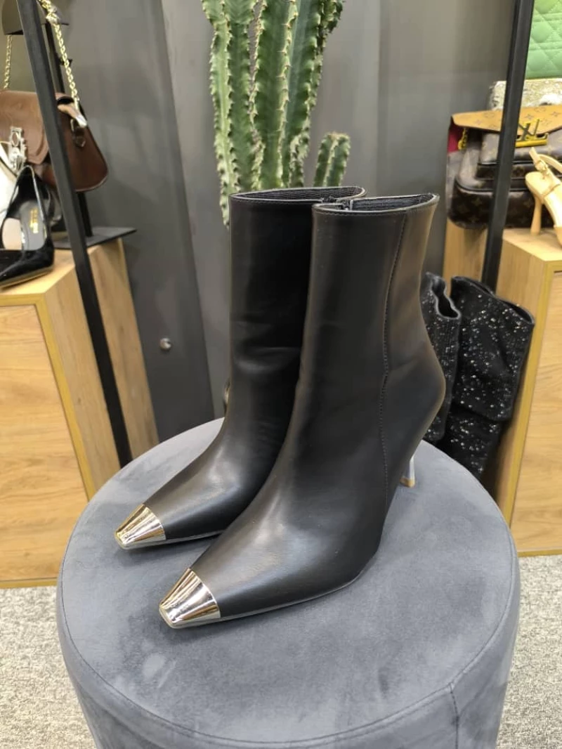 بوت وارداتی 