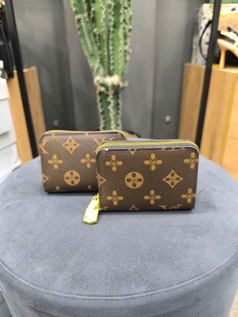 جاکارتی لویی ویتون