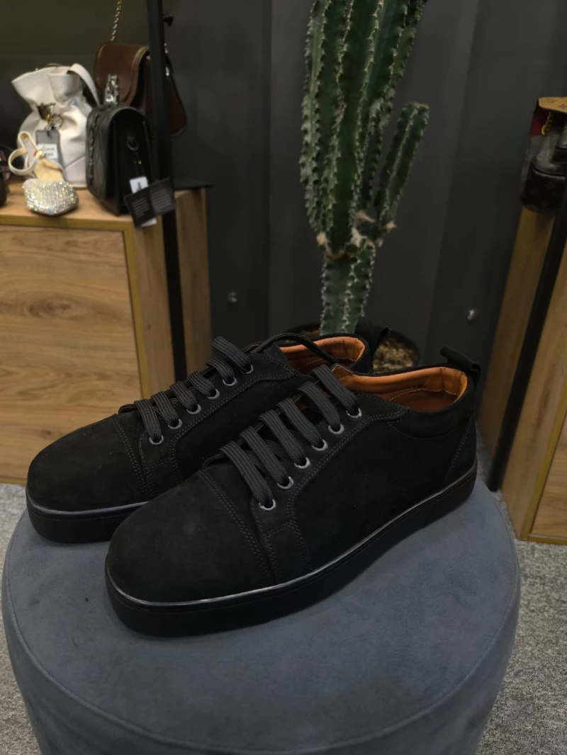 کفش برند لوبوتان 