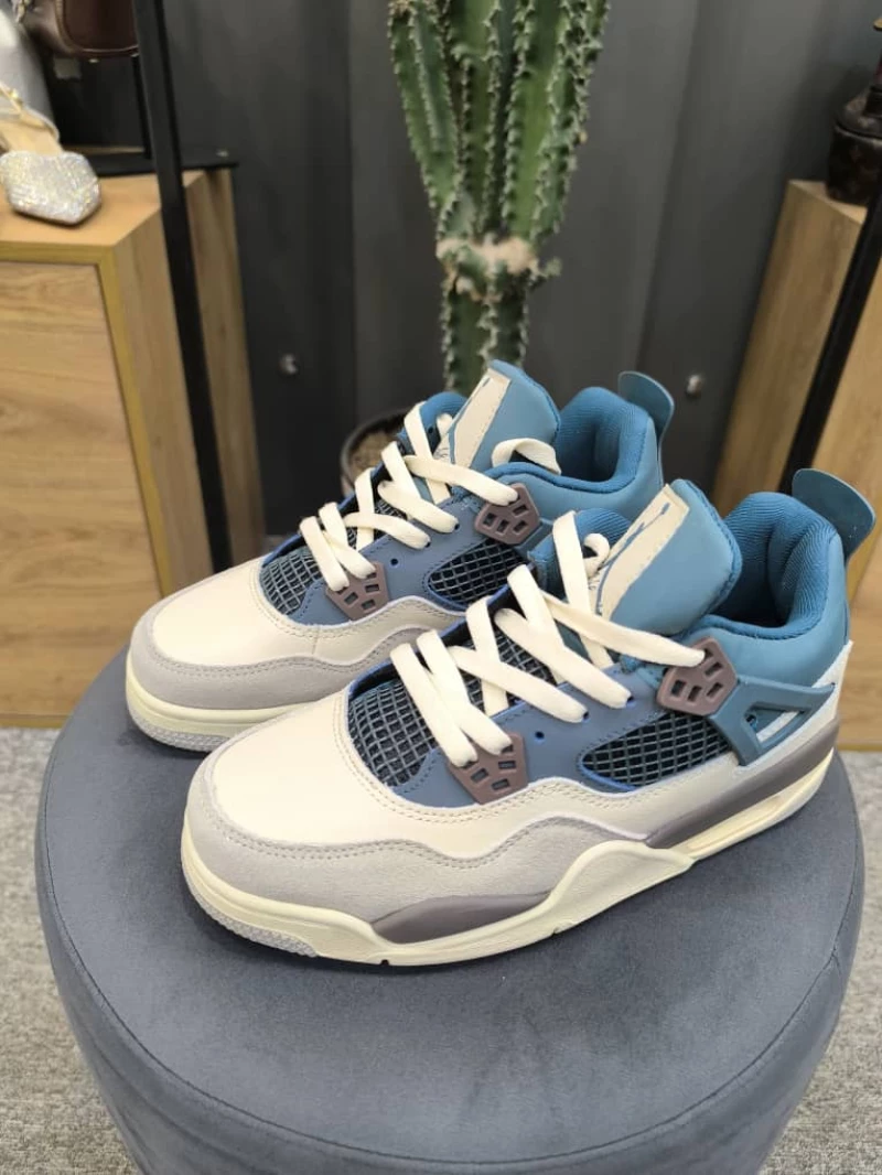 کتونی جردن FOUR