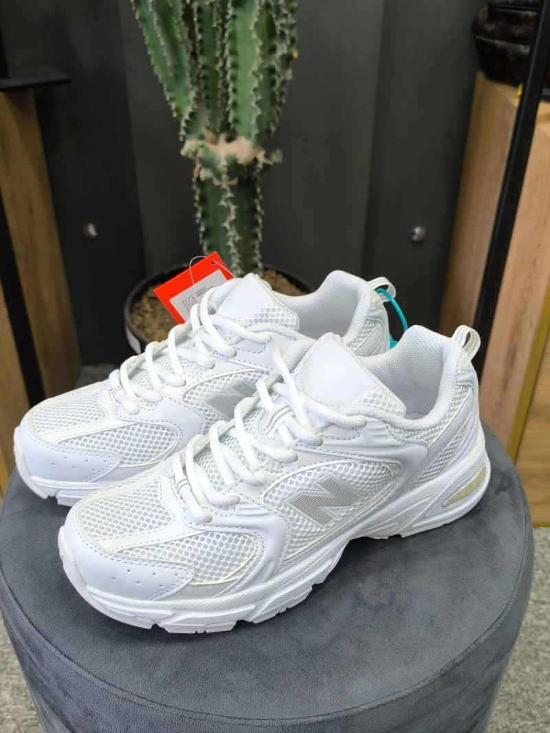 کتونی نیوبالانس 530