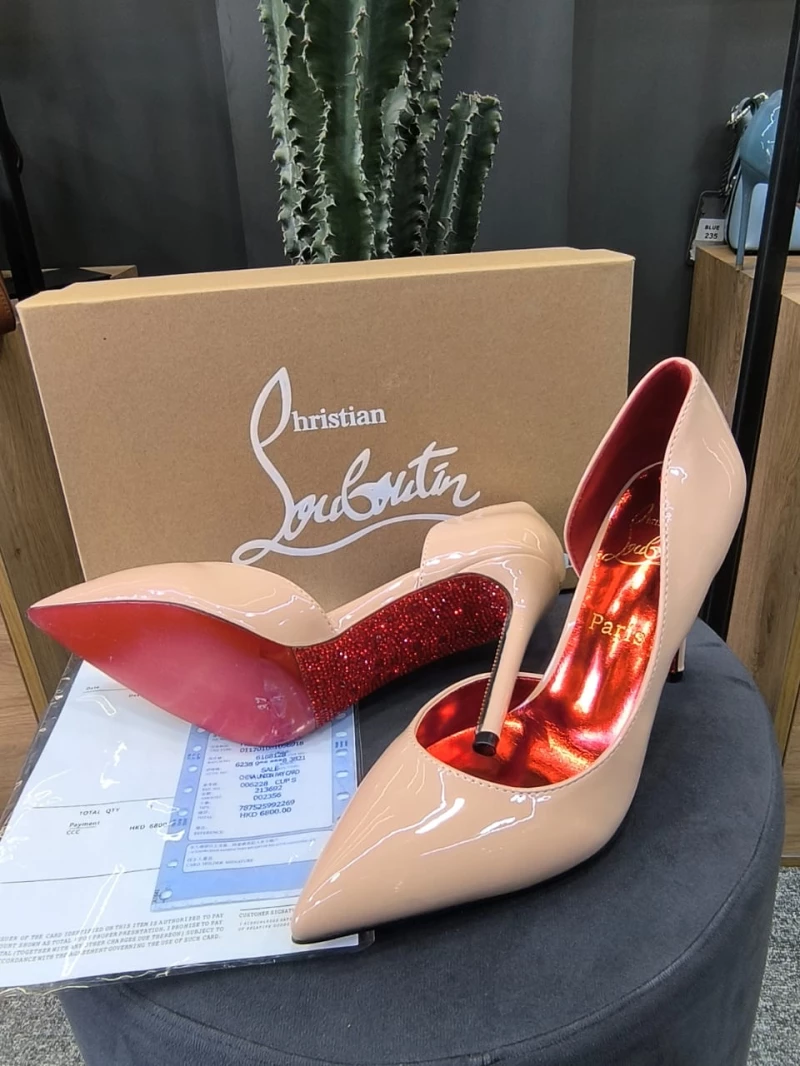 کفش برند لوبوتان 