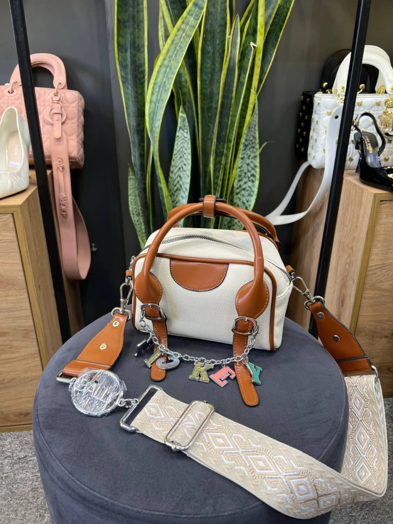 کیف وارداتی