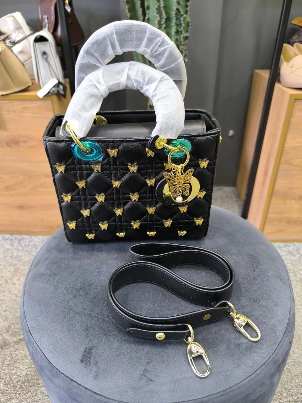 کیف پروانه ای دیور 